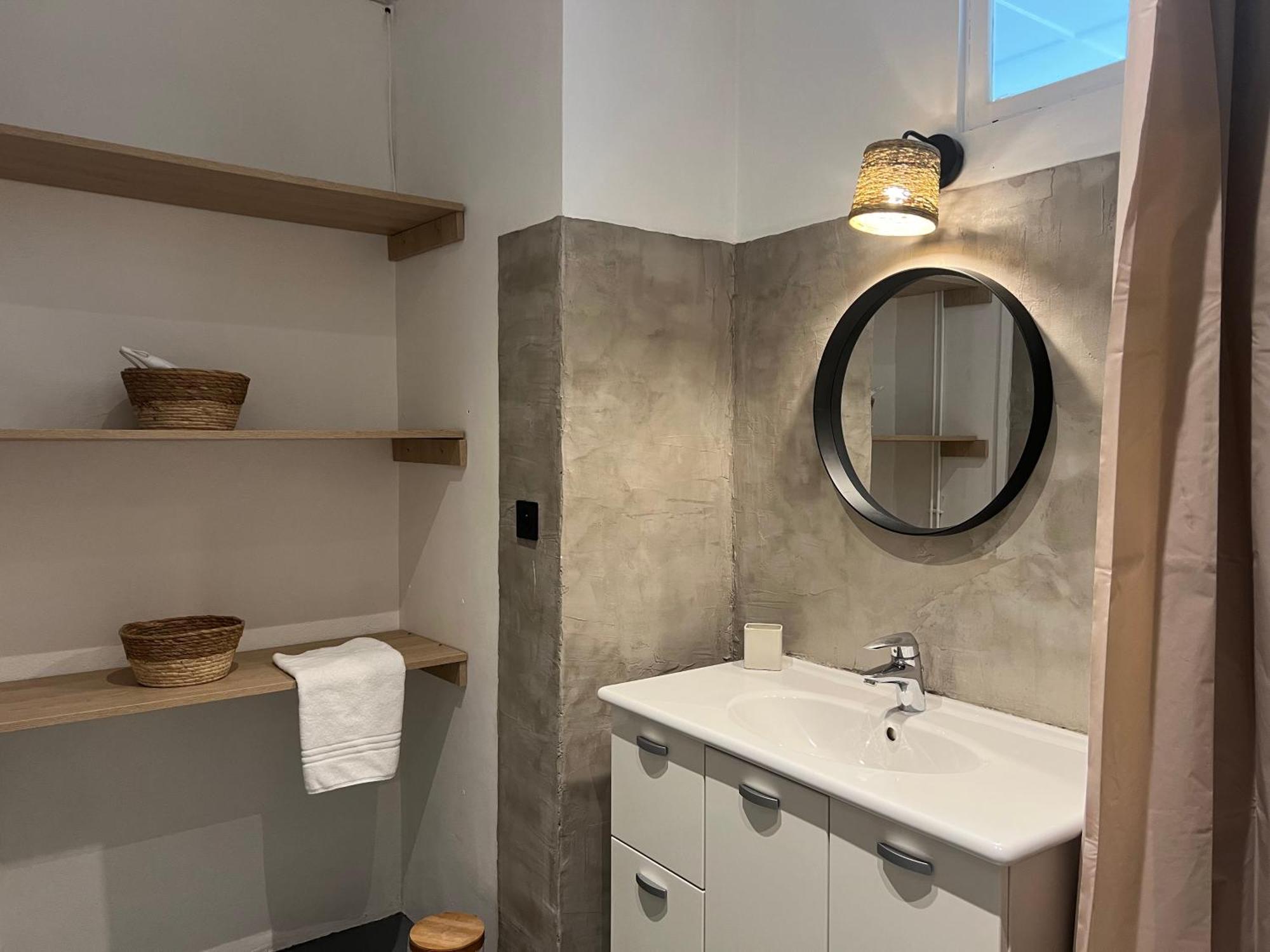 Appartement Spacieux Et Chaleureux Coeur De Ville Chambéry Dış mekan fotoğraf